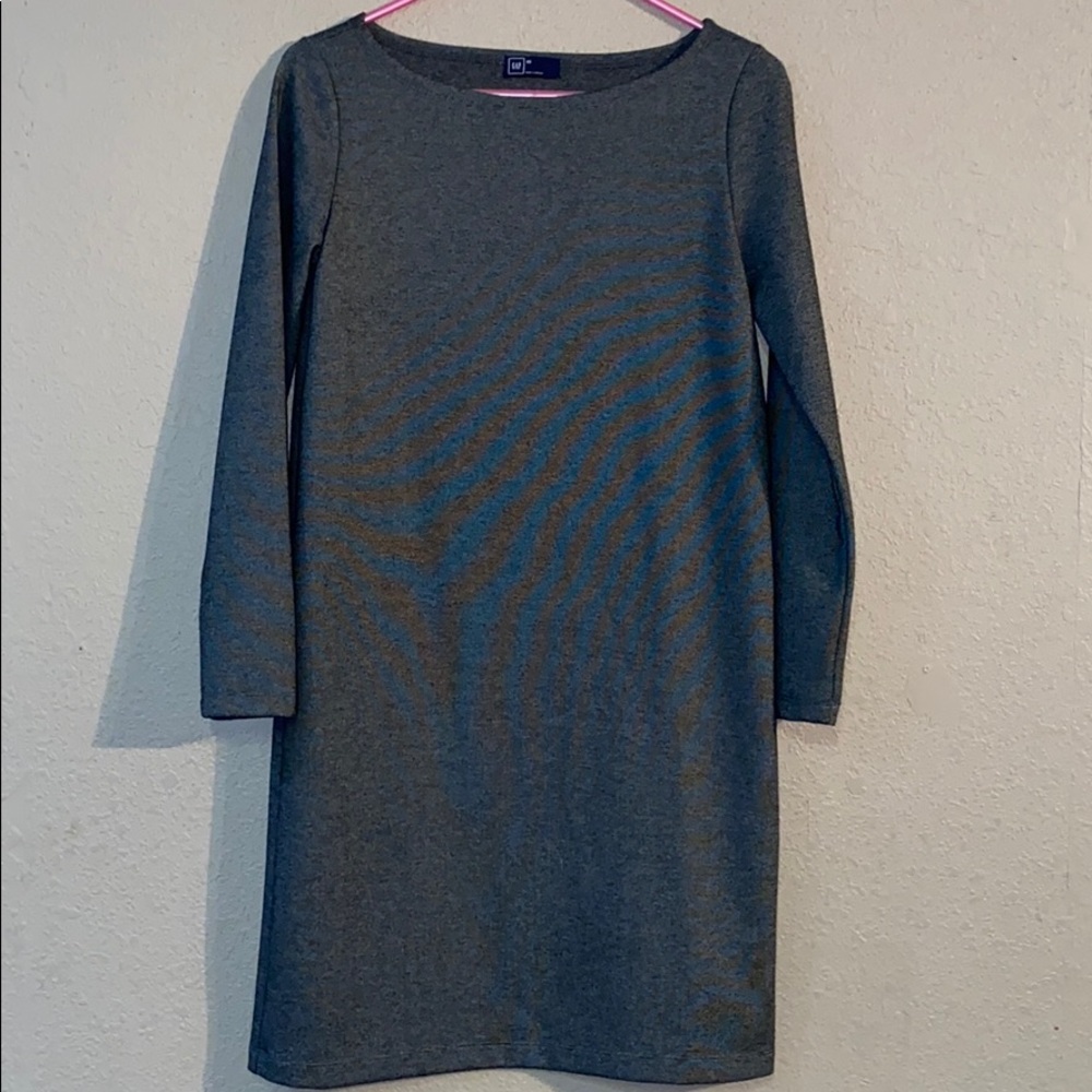 Grey Gap Size XS Long Sleeved Midi Dress